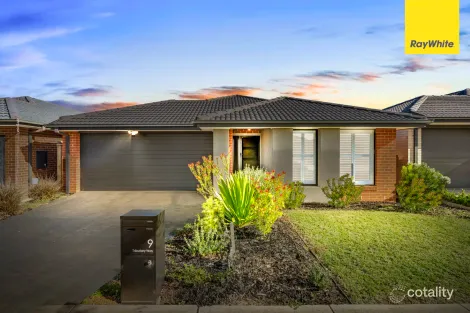 Property photo of 9 Tributary Way Weir Views VIC 3338