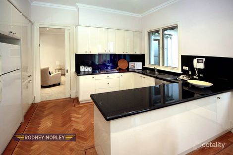 Property photo of 2/15 Carinya Crescent Caulfield North VIC 3161