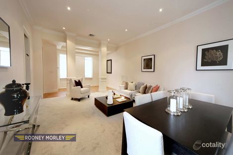 Property photo of 2/15 Carinya Crescent Caulfield North VIC 3161
