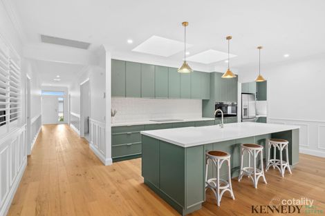 Property photo of 32 Peter Thomson Circuit Yarrawonga VIC 3730