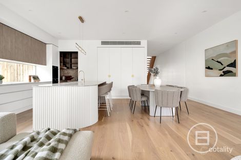 Property photo of 10 Irma Grove Pascoe Vale VIC 3044