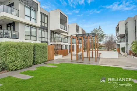Property photo of 205C/23 Cumberland Road Pascoe Vale South VIC 3044