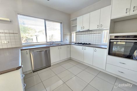 Property photo of 30 Broadwater Drive Waterways VIC 3195