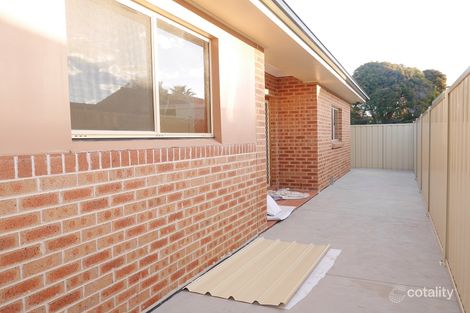 Property photo of 36A Buranda Crescent St Johns Park NSW 2176