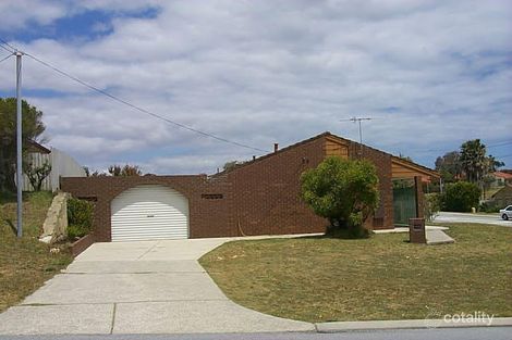 2 Quickly Cres, Hamilton Hill, WA 6163