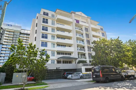 Property photo of 305/8 Waverley Street Southport QLD 4215