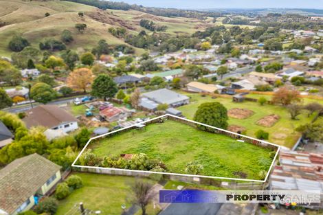 8 John St, Yallourn North, VIC 3825