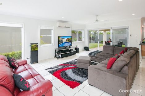 Property photo of 549 Oyster Cove Promenade Helensvale QLD 4212