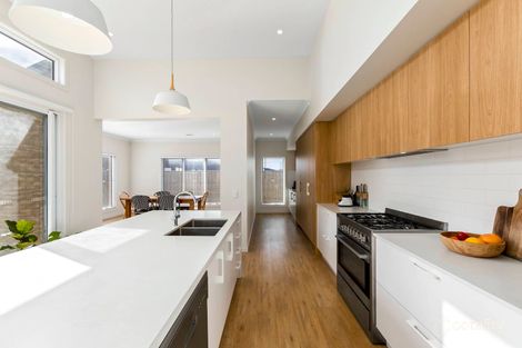 Property photo of 78 Point Boulevard Point Lonsdale VIC 3225