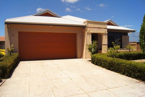 Property photo of 66 Moyup Way South Yunderup WA 6208