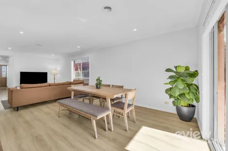 Property photo of 28 Ruby Place Werribee VIC 3030