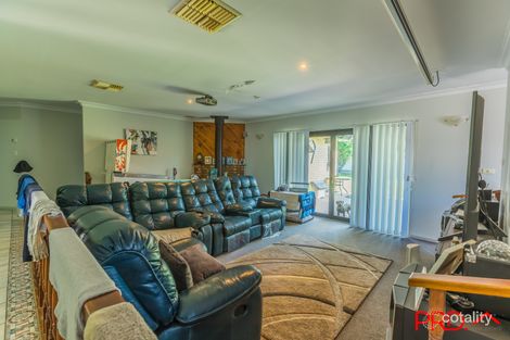 Property photo of 13 Banjos Circuit Hillvue NSW 2340