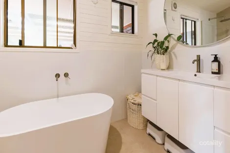 Property photo of 306 Innamincka Way Agnes Water QLD 4677