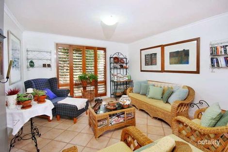 Property photo of 4 Salisbury Court West Hoxton NSW 2171