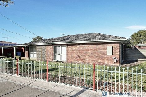 Property photo of 1/2 William Street Cranbourne VIC 3977