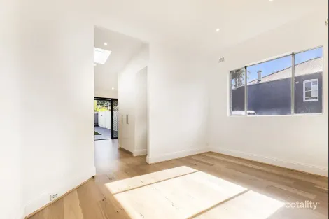 Property photo of 34 Tamarama Street Tamarama NSW 2026