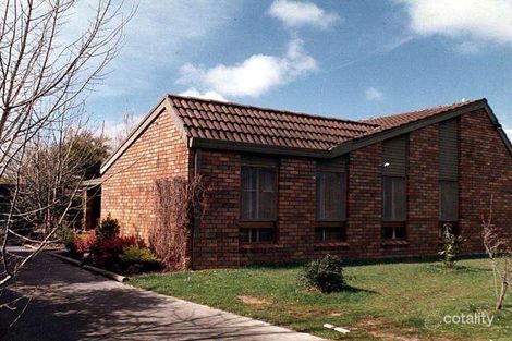 Property photo of 1 Semillon Grove Mount Clear VIC 3350