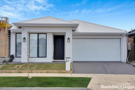 8 Newchapel Rd, Sunbury, VIC 3429