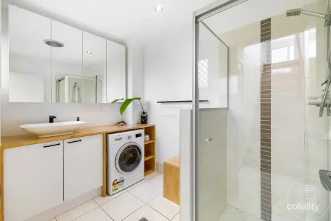 Property photo of 22 Great Keppel Crescent Mountain Creek QLD 4557