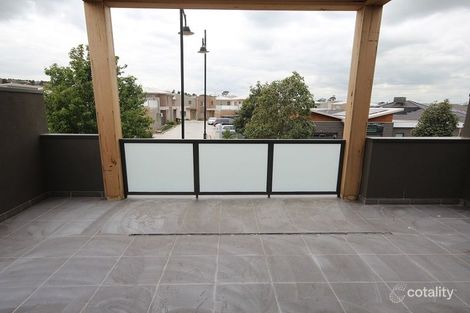Property photo of 10/20 Hyde Park Avenue Craigieburn VIC 3064