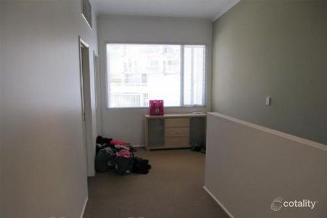 Property photo of 6 Yao Cove New Port SA 5015