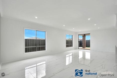 Property photo of 54 Roehampton Drive Strathtulloh VIC 3338