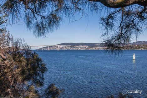 Property photo of 9 Talune Street Lindisfarne TAS 7015