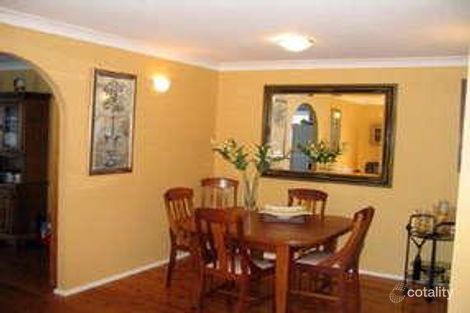 Property photo of 33 Cornwall Avenue Gorokan NSW 2263