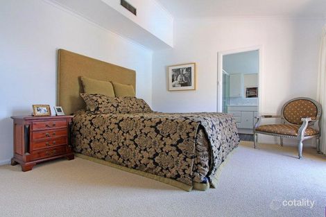 Property photo of 11 Wellington Drive Balgownie NSW 2519