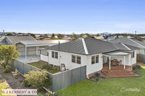 8 East St, Macksville, NSW 2447