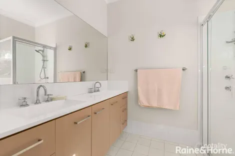 Property photo of 12 Broughton Avenue Tullimbar NSW 2527