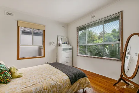 Property photo of 10 Foley Avenue Preston VIC 3072