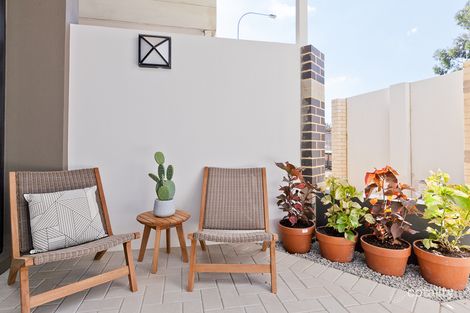 Property photo of 12/3 Glenariff Boulevard Canning Vale WA 6155