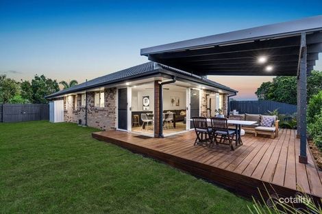 17 Deanbilla St, Tingalpa, QLD 4173