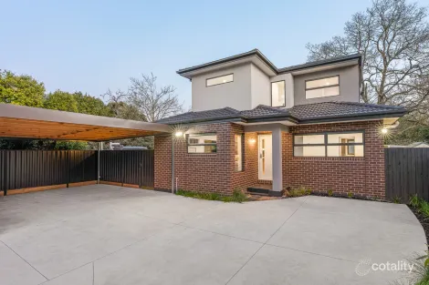 2/8 EASTFIELD RD, RINGWOOD EAST, VIC 3135