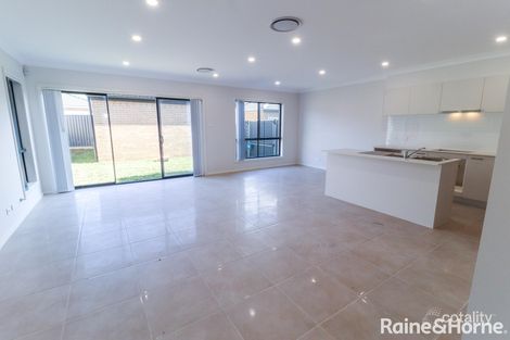 16 Scarlet Beach St, Bardia, NSW 2565