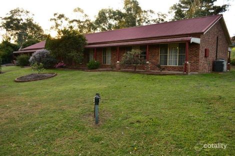 Property photo of 33 Waterhouse Drive Silverdale NSW 2752