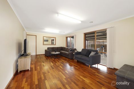 Property photo of 23 Laurel Crescent Carrum Downs VIC 3201