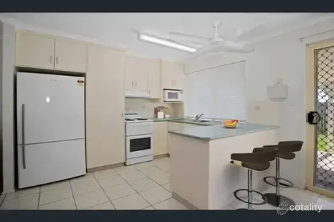 Property photo of 7 Daniel Court Ooralea QLD 4740
