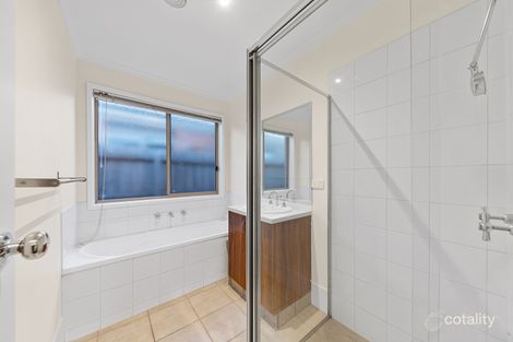 Property photo of 24 Protea Street Carrum Downs VIC 3201