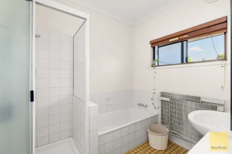 Property photo of 1 Gene Street Emerald QLD 4720