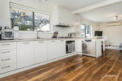 Property photo of 6/32 Simpsons Road Box Hill VIC 3128