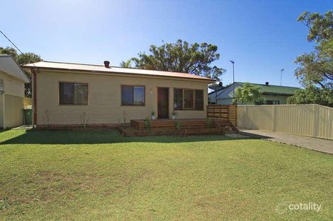 Property photo of 15 Dampier Boulevard Killarney Vale NSW 2261