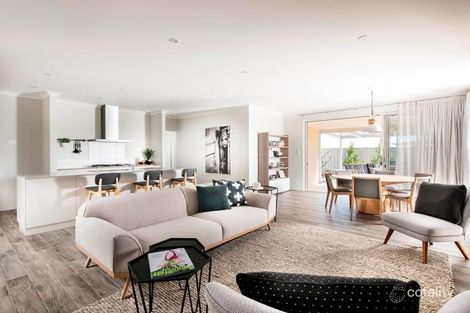 Property photo of 9 Arawatta Loop Madora Bay WA 6210