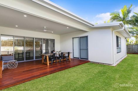 Property photo of 27 Sunbird Chase Parrearra QLD 4575