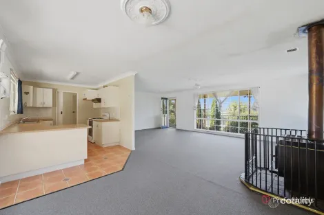 Property photo of 7 Blake Street Armidale NSW 2350