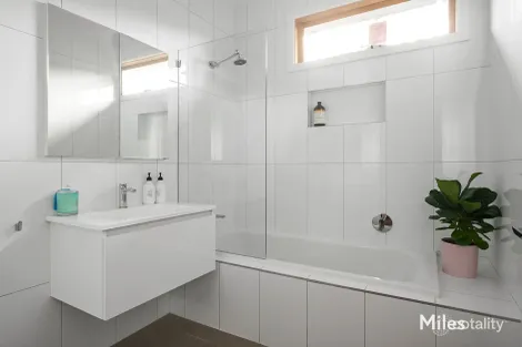 Property photo of 86 Green Street Ivanhoe VIC 3079