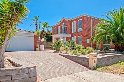 Property photo of 2 Marabou Close Narre Warren South VIC 3805