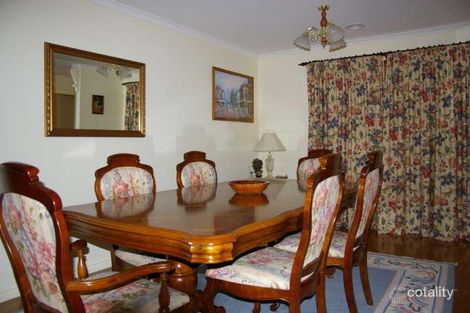 Property photo of 31 Pecks Road Sydenham VIC 3037