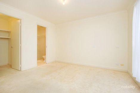 Property photo of 2/65 Whitmuir Road McKinnon VIC 3204